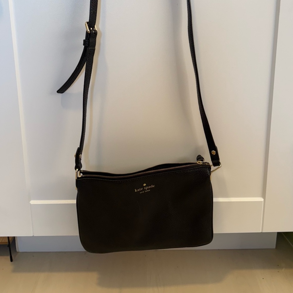 Kate Spade Elegant Black Crossbody Bag